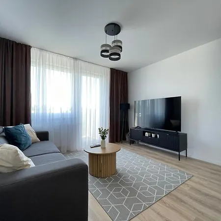 Skynest F304 Apartman *