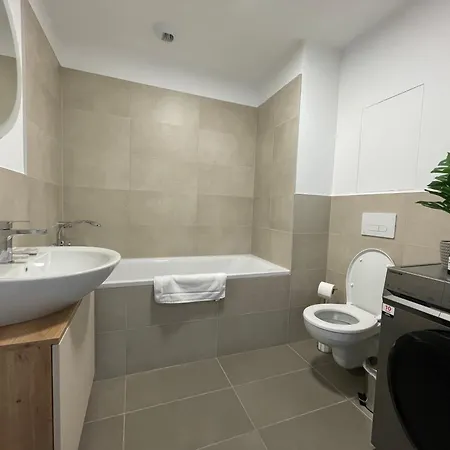 Skynest F304 Apartman Pozsony